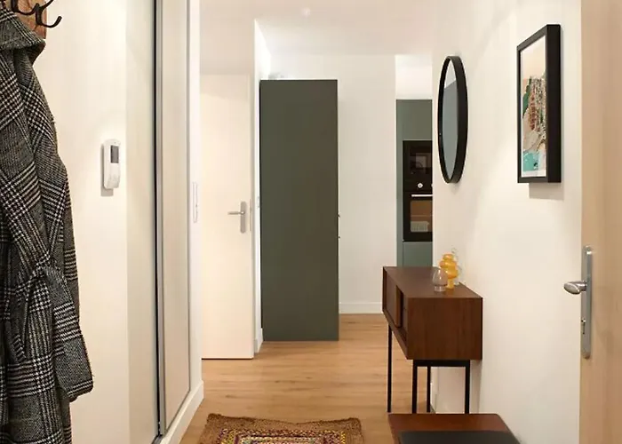 Loft Moderne A Bed & Breakfast Reims